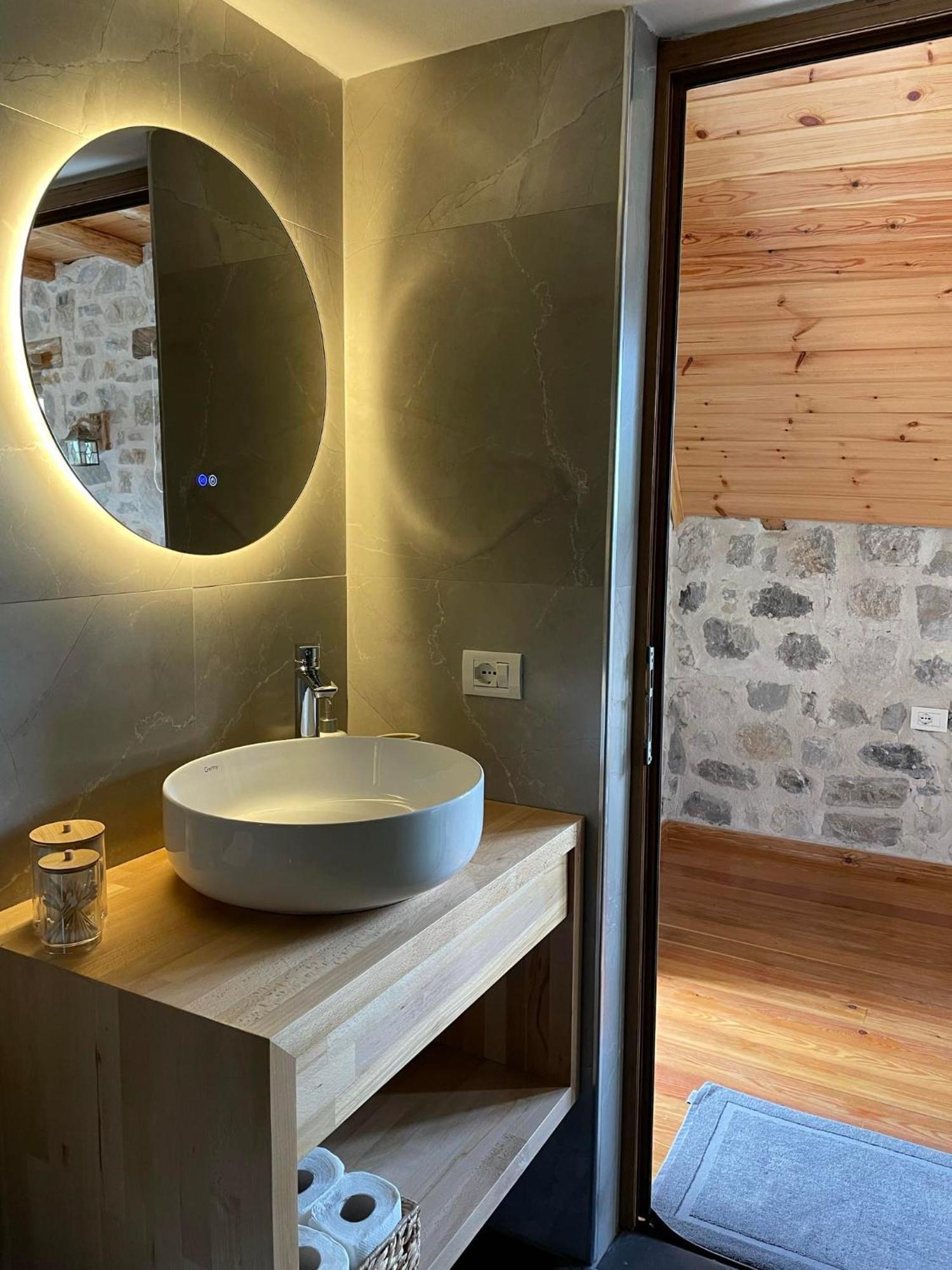 Valter & Drita'S Guesthouse Theth Εξωτερικό φωτογραφία